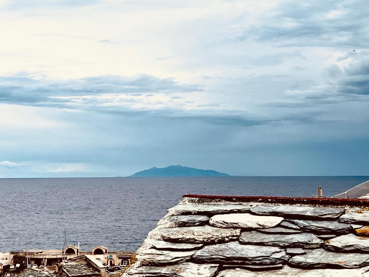 Pepites Bastiaises Vatta Appartement Roof Top Jacuzzi Vue Vieux Port Bastia  Zewnętrze zdjęcie